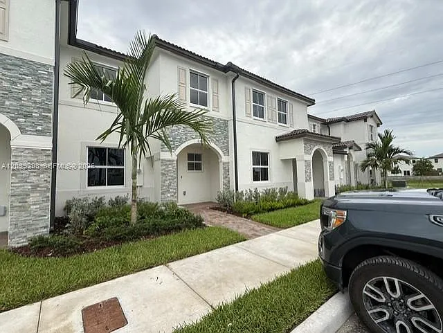 2544 SE 25th Rd #2544