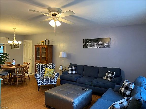 2nd image of 7415 McArthur Dr