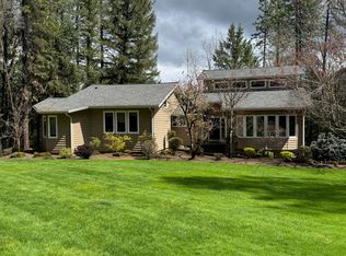 218 Pleasant Creek Rd, Rogue River, OR 97537