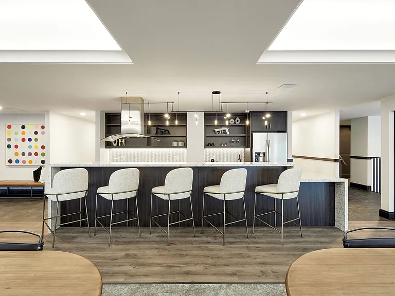 The Logan — Photo 12