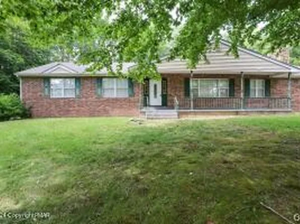 107 Doria Dr, Blakeslee, PA 18610