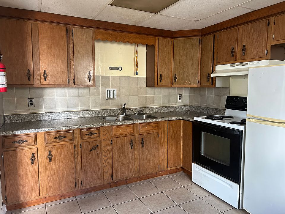 1st image of 76 Pratt Ave #78A