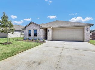 1409 Quail Creek Dr, Cleburne, TX 76033