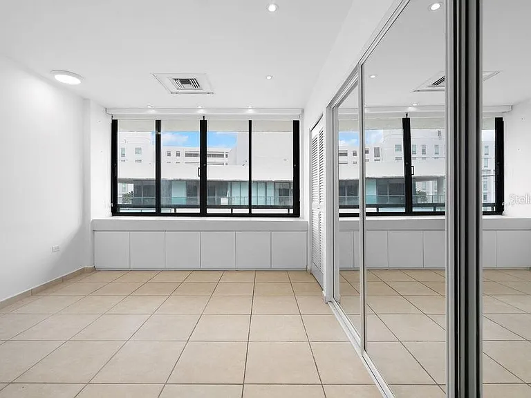 1511 Ponce De Leon Ave #Penthouse 481 — Photo 9