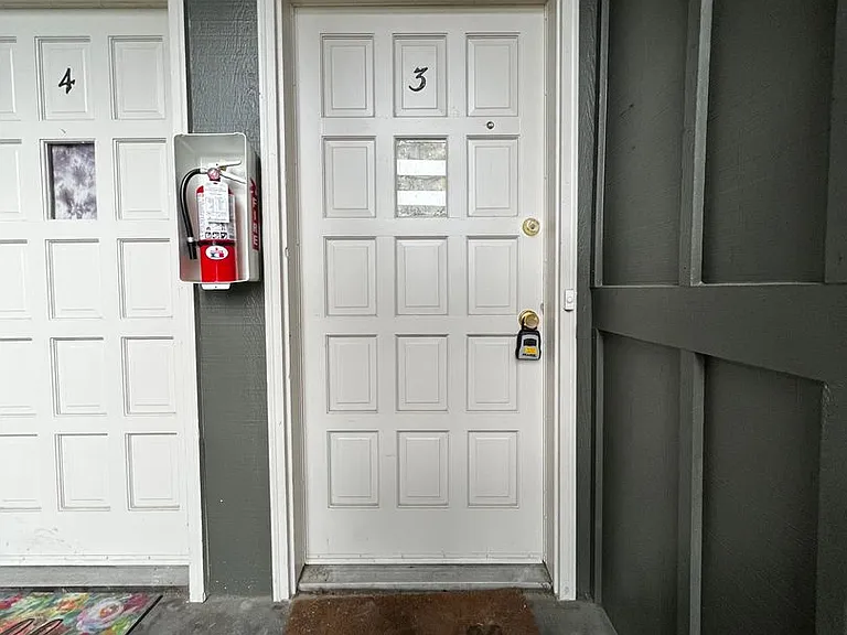 Dartmouth129 (KC-AM) — Photo 3