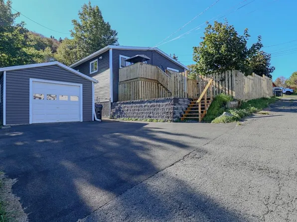 49 Maxwell Place, St. John's, NL A1A1G7