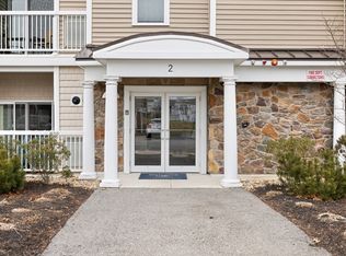 2 Francis Dr #210, Andover, MA 01810