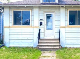 1913 S 68th St, West Allis, WI 53219