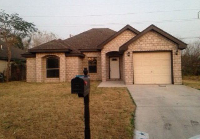 1st image of 804 N Oaxaca St