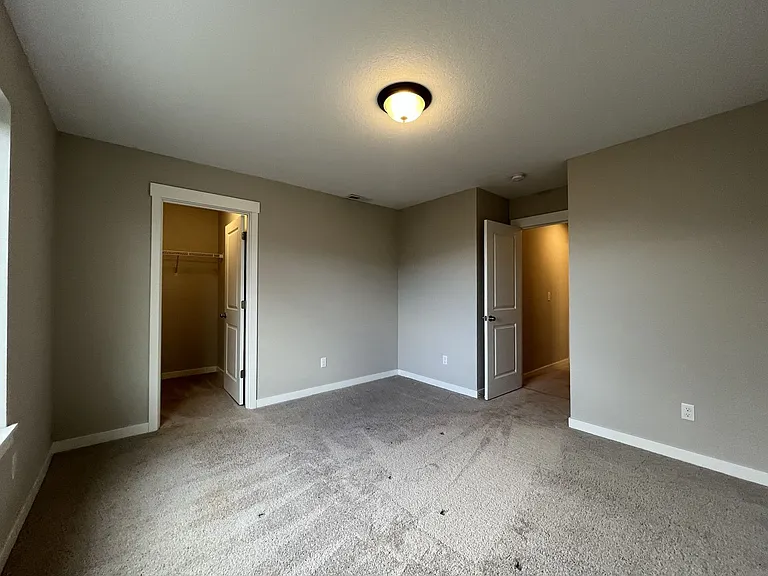 1066 S 29th Blvd — Photo 38