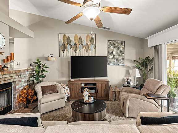 4th image of 2252 La Rocco Dr