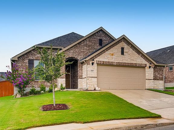 2nd image of 13827 Quiet Fox Ln