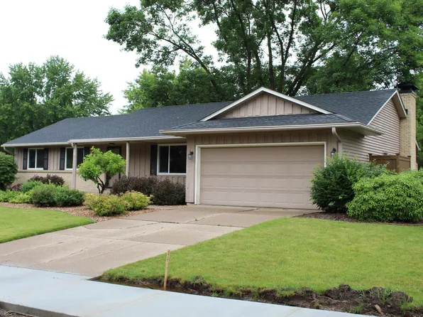 6081 134th St W, Apple Valley, MN 55124