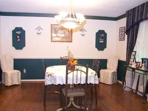 4th image of 14 Scott Ln