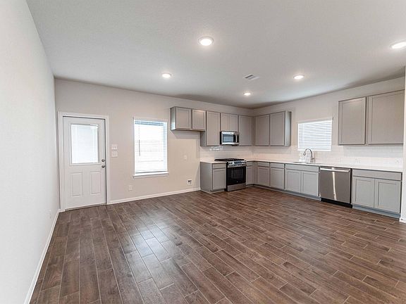 6th image of this home