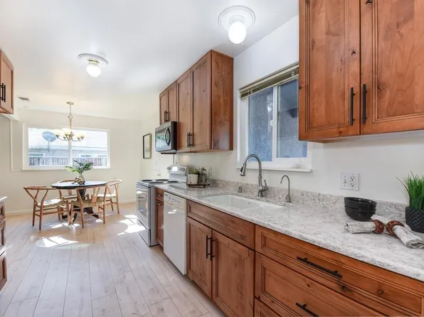 811 School St, Folsom, CA 95630