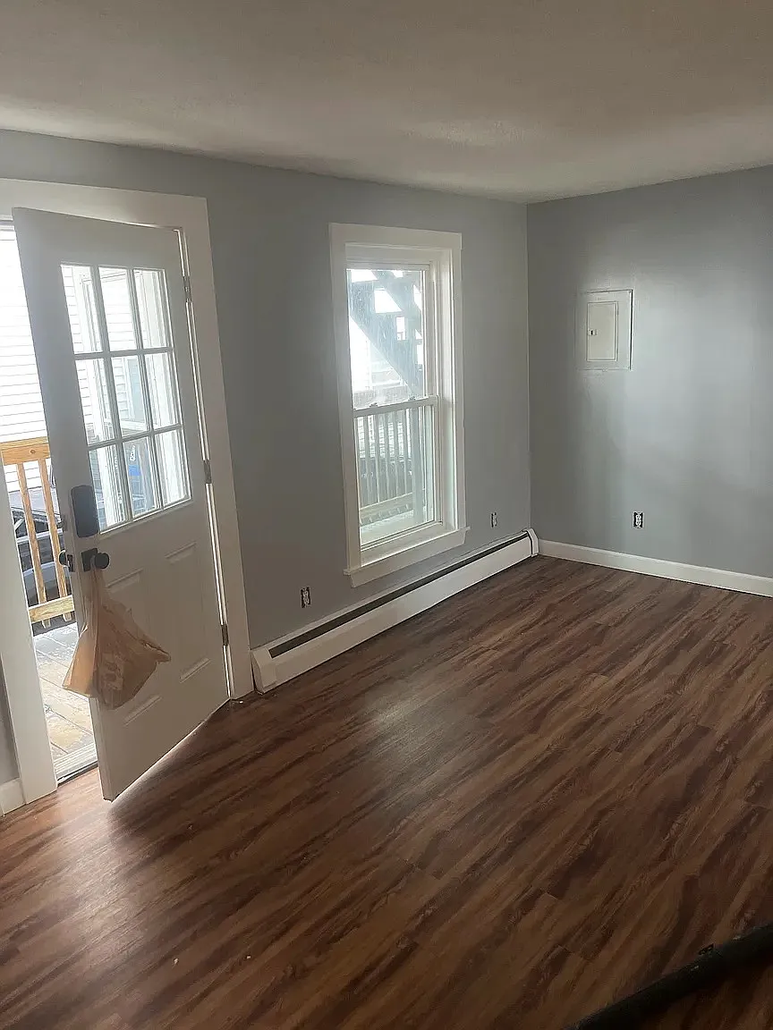 Building Photo - 375 Manchester St #2R