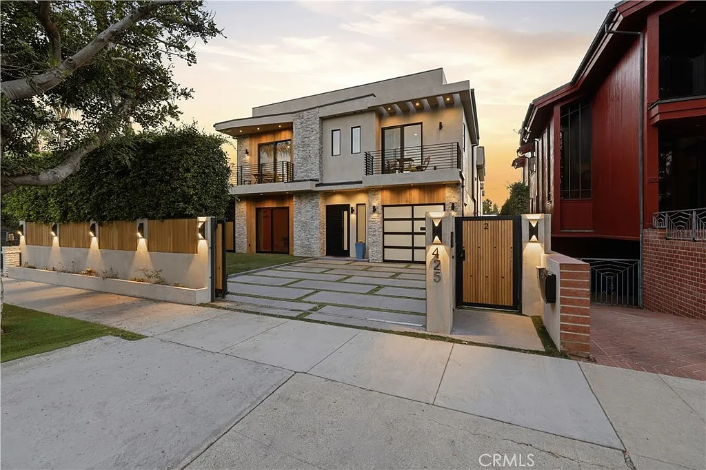 4 bed, 3.5 bath, 3800 sqft, $27,995 — Photo 1