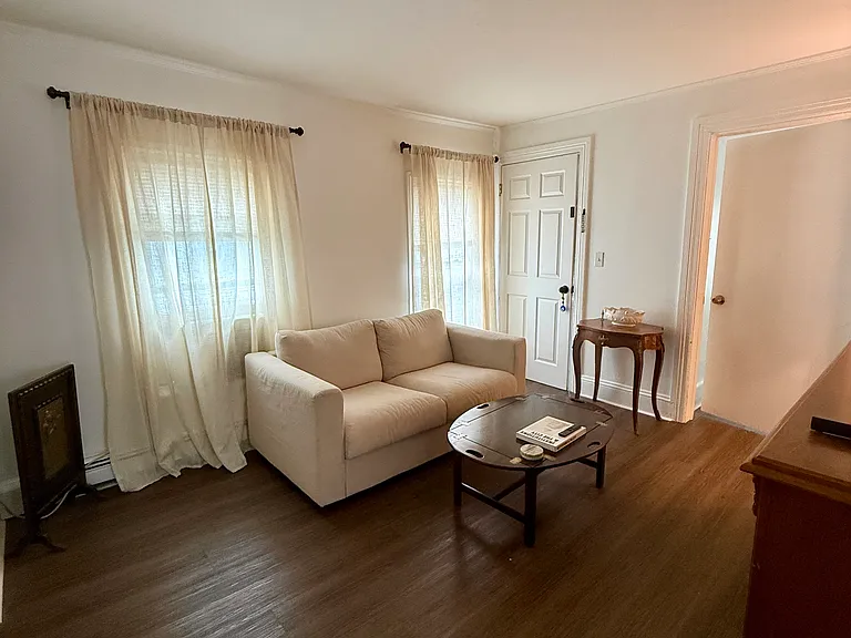 95 E Main St #A — Photo 1