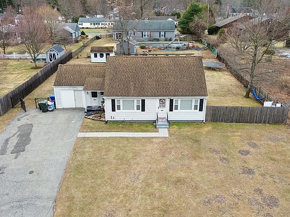 2nd image of 119 Acrebrook Rd