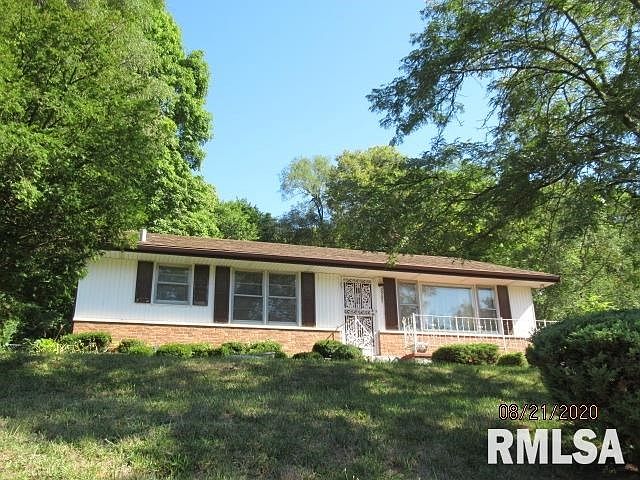 1st image of 2207 W Kettelle St