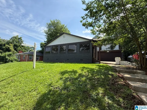 221 Short 24th Ave E, Tuscaloosa, AL 35404