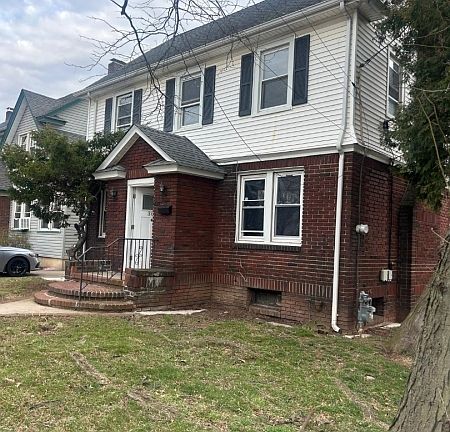 3rd image of 301 Hillside Rd