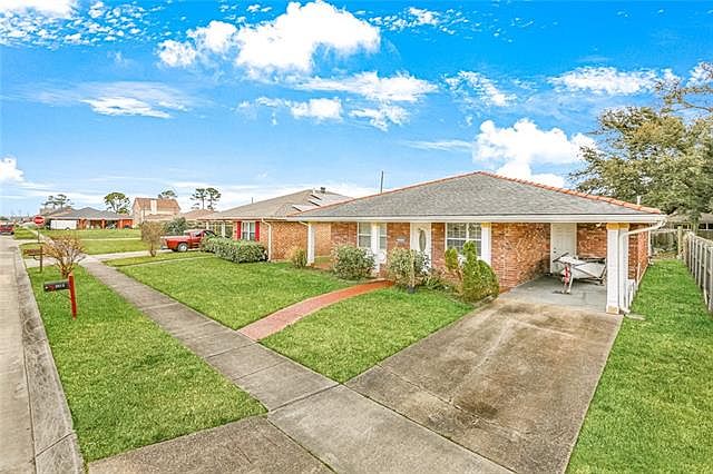 1st image of 2513 Pirate Dr