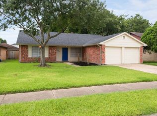 15711 Pfeiffer Dr, Houston, TX 77082