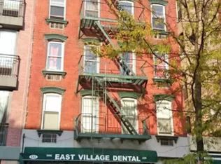 645 E 11th St #C, New York, NY 10009