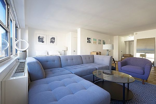 1st image of 155 E 34th St APT 19L