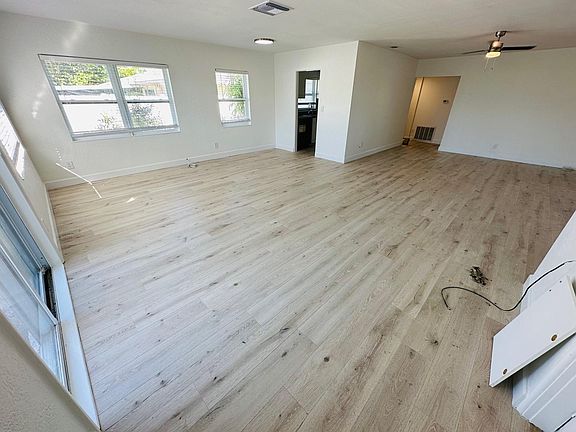 5th image of 8403 Gulf Blvd