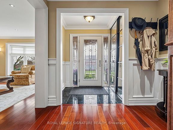 4th image of 35 Ranchdale Cres