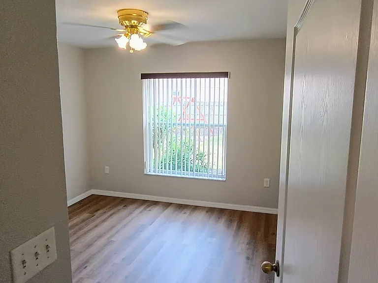 1715 Brookstone Way — Photo 29