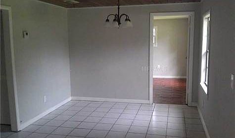 5th image of 3043 SW Swain Ave