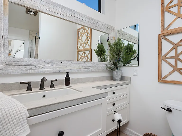 4513 Cove Dr #19 — Photo 24