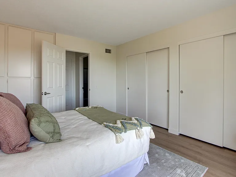 25244 Birch Grove Ln — Photo 22