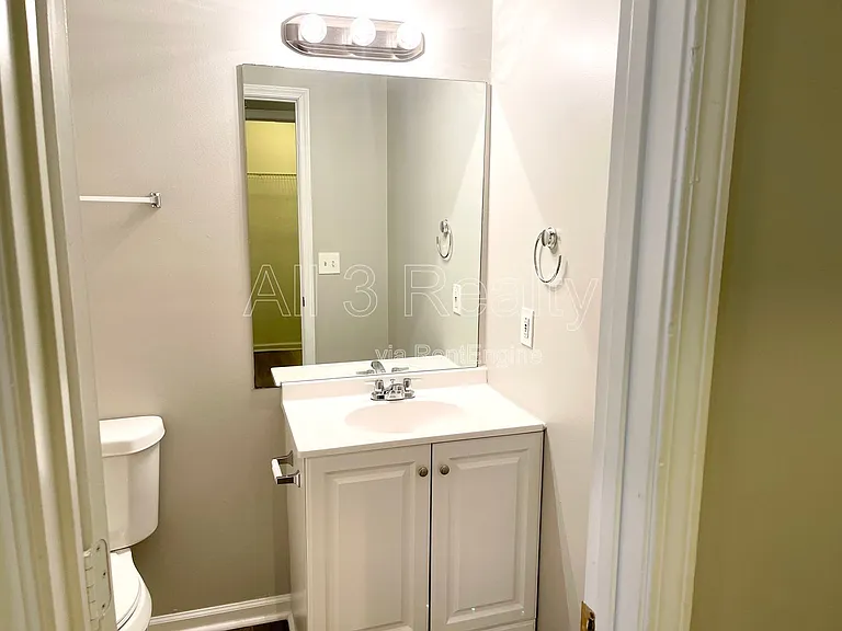 460 Mountainview Dr — Photo 10
