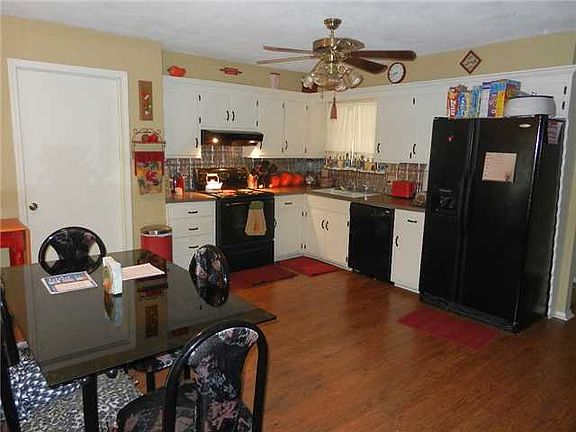5th image of 316 Briarwood St