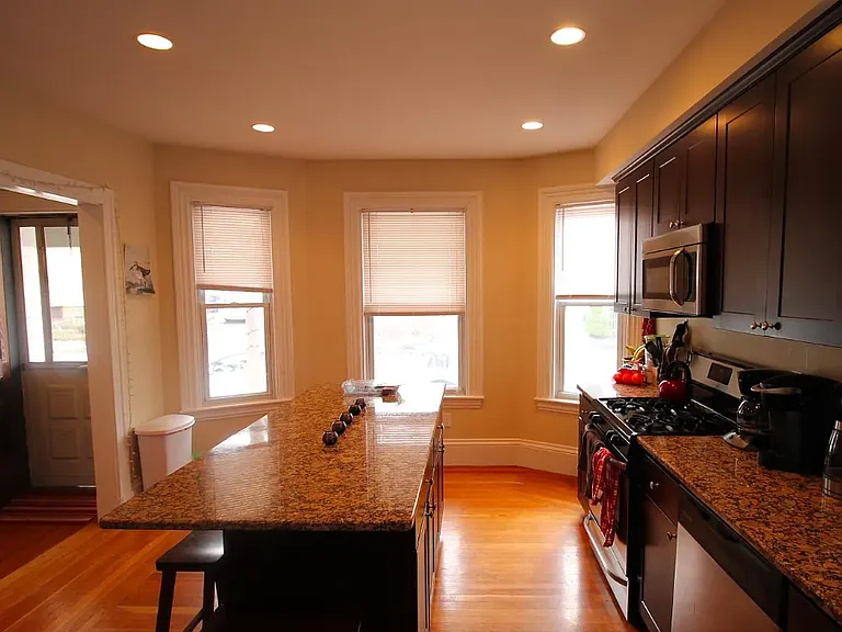 21 Montcalm Ave #29 — Photo 4