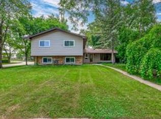 501 Lafayette Ln, Hoffman Estates, IL 60169