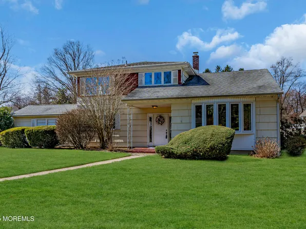 2 Woodridge Avenue, Middletown, NJ 07748