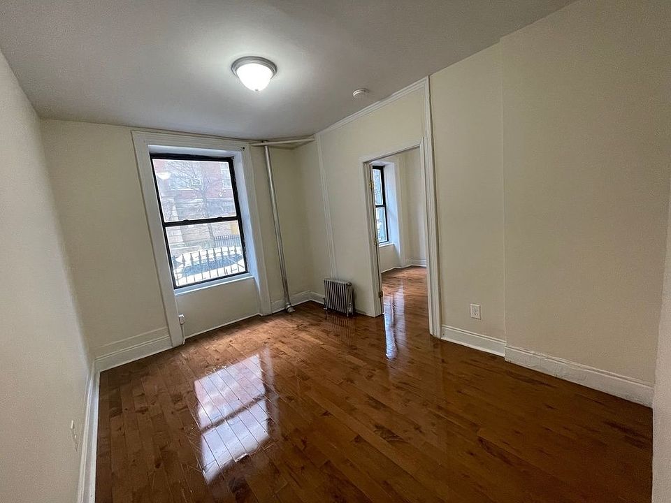 1st image of 19 E 128th St APT 4