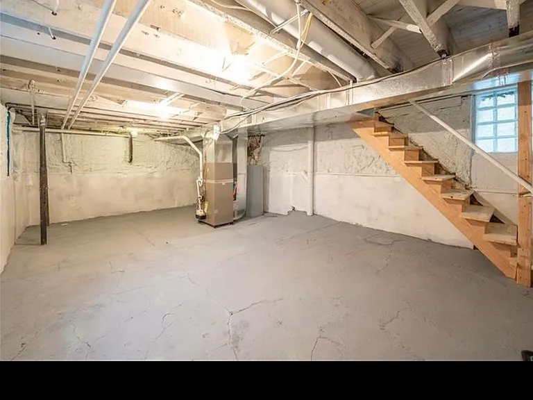 447 Steck St — Photo 25