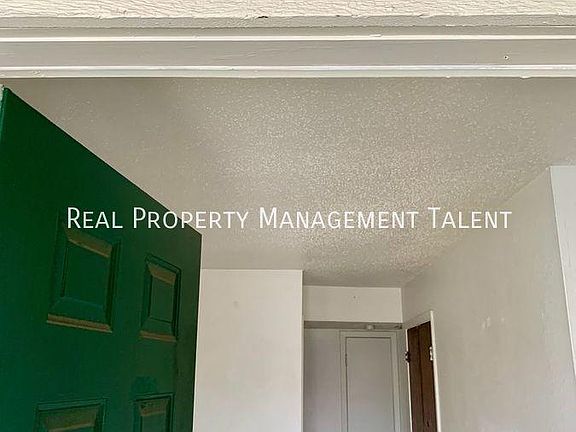 2nd image of 1512 1/2 N 3rd St #1512-1/2