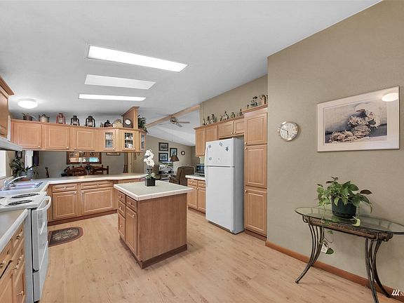 4th image of 22477 Criddle Ln