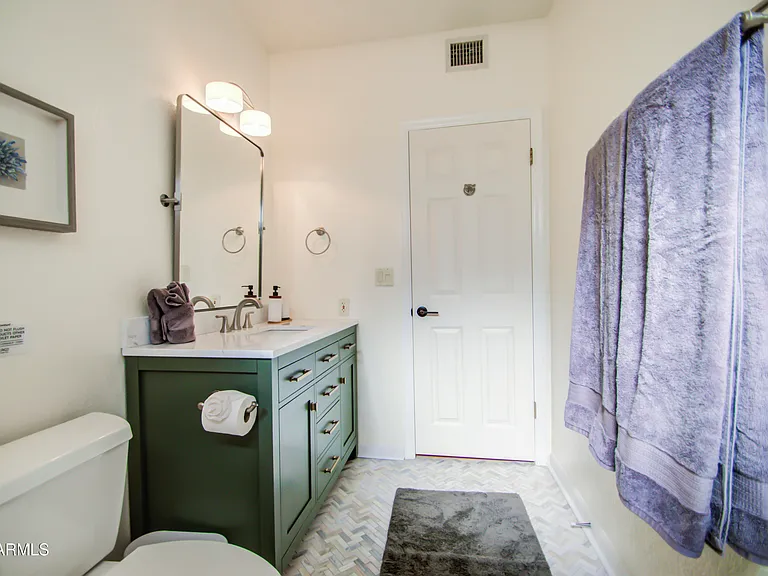 5640 E Bell Rd #1010 — Photo 29