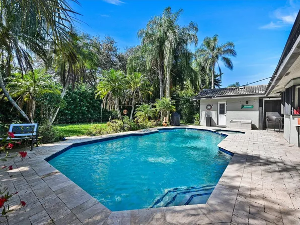 11350 NW 1st Place, Coral Springs, FL 33071