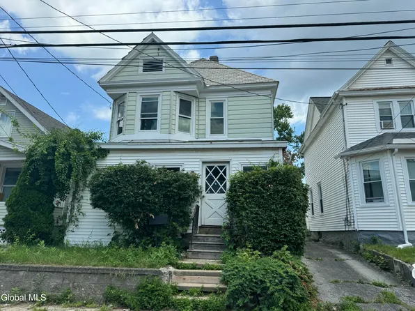 825 Bradt Street, Schenectady, NY 12306