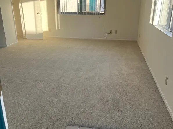 3316 Harding St #7, Carlsbad, CA 92008